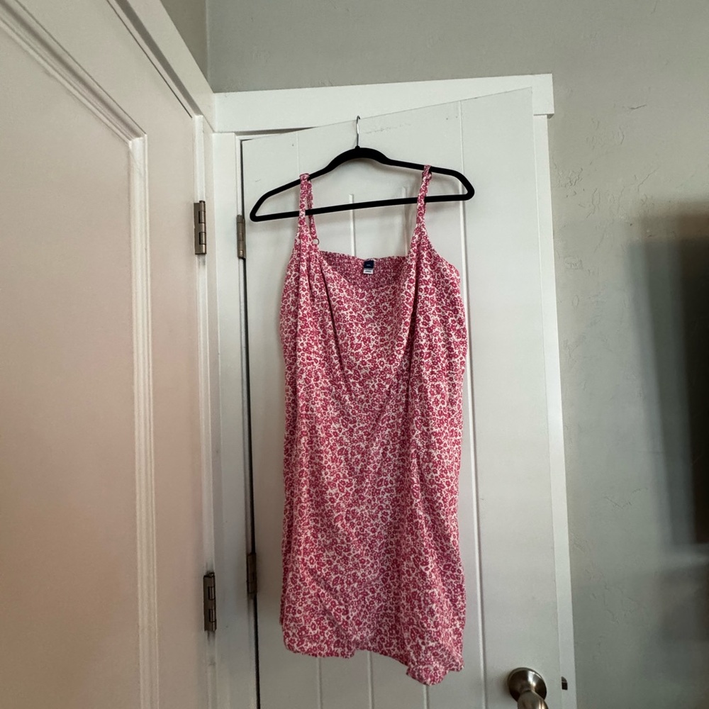 Old Navy Pink and White Floral Dress
